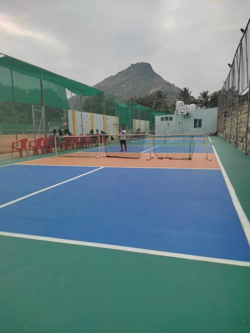 Naren Tennis Academy, Reddiyur, Salem