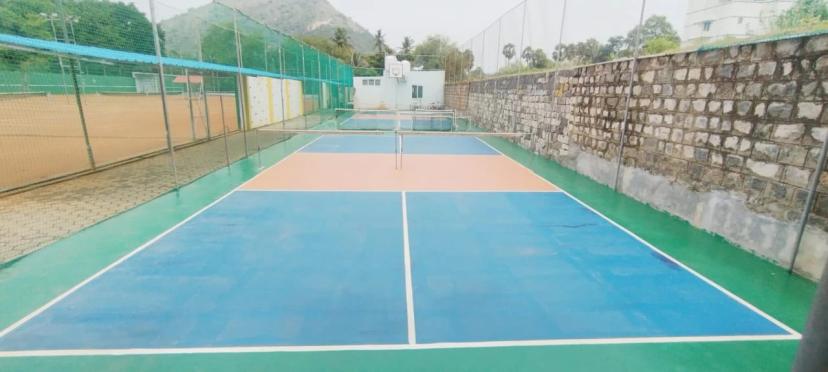 Naren Tennis Academy, Reddiyur, Salem
