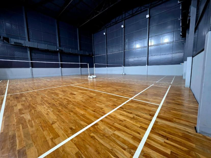 North Edge Elite AC, Anna Nagar, Chennai