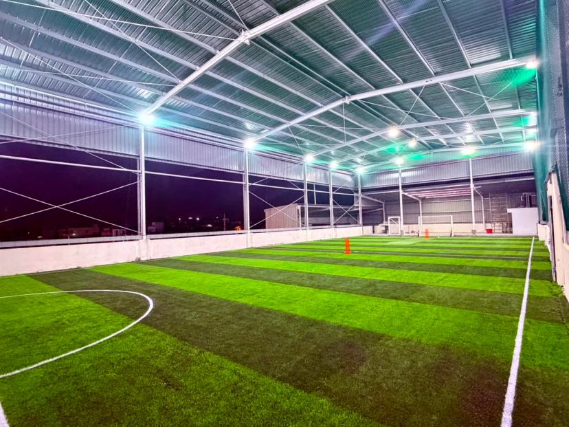 Upper Deck Turf, Red Hills, Chennai