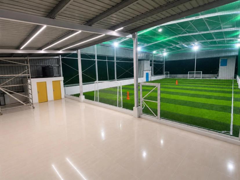 Upper Deck Turf, Red Hills, Chennai